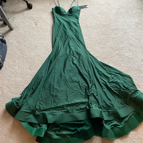Hunter Green Prom Dress, Size 4 - Picture 1 of 9